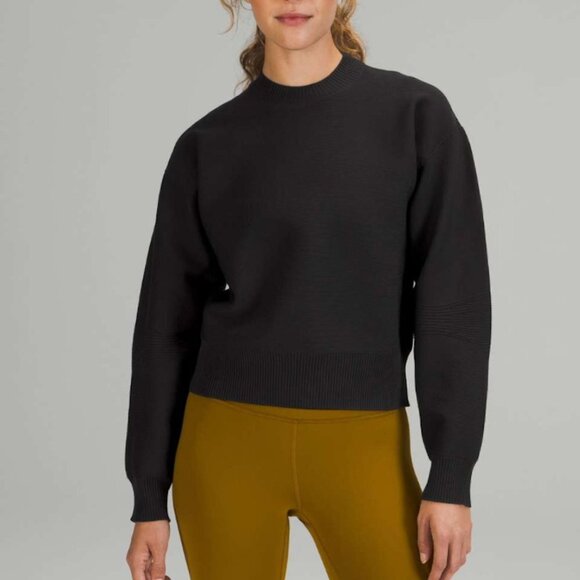 Lululemon - Women’s All Around Crewneck - Seamless Blouson Style, Lrg or Med - Picture 4 of 11